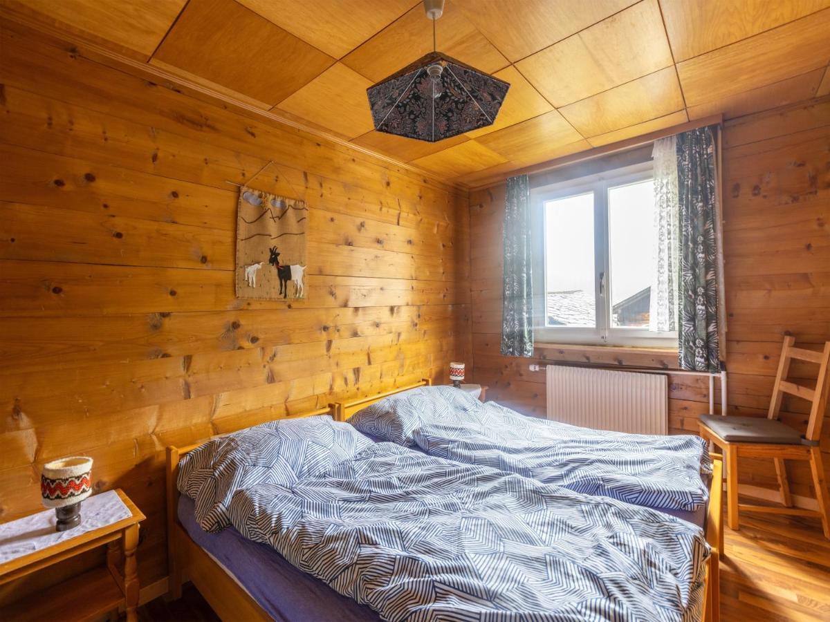 ザース・グルント Haus Weideli, Dammstrasse 7ヴィラ エクステリア 写真