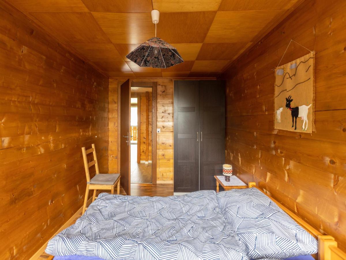 ザース・グルント Haus Weideli, Dammstrasse 7ヴィラ エクステリア 写真