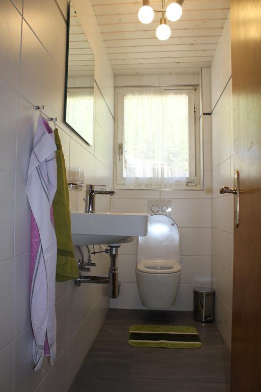 ザース・グルント Haus Weideli, Dammstrasse 7ヴィラ エクステリア 写真